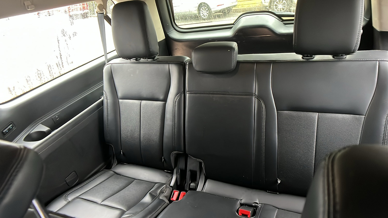 Used 2024 Ford Expedition Max XLT image 27