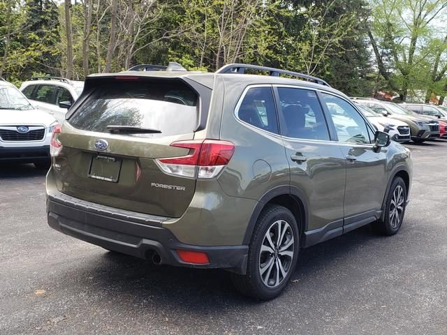 Used 2023 Subaru Forester Limited AWD/4WD image 3