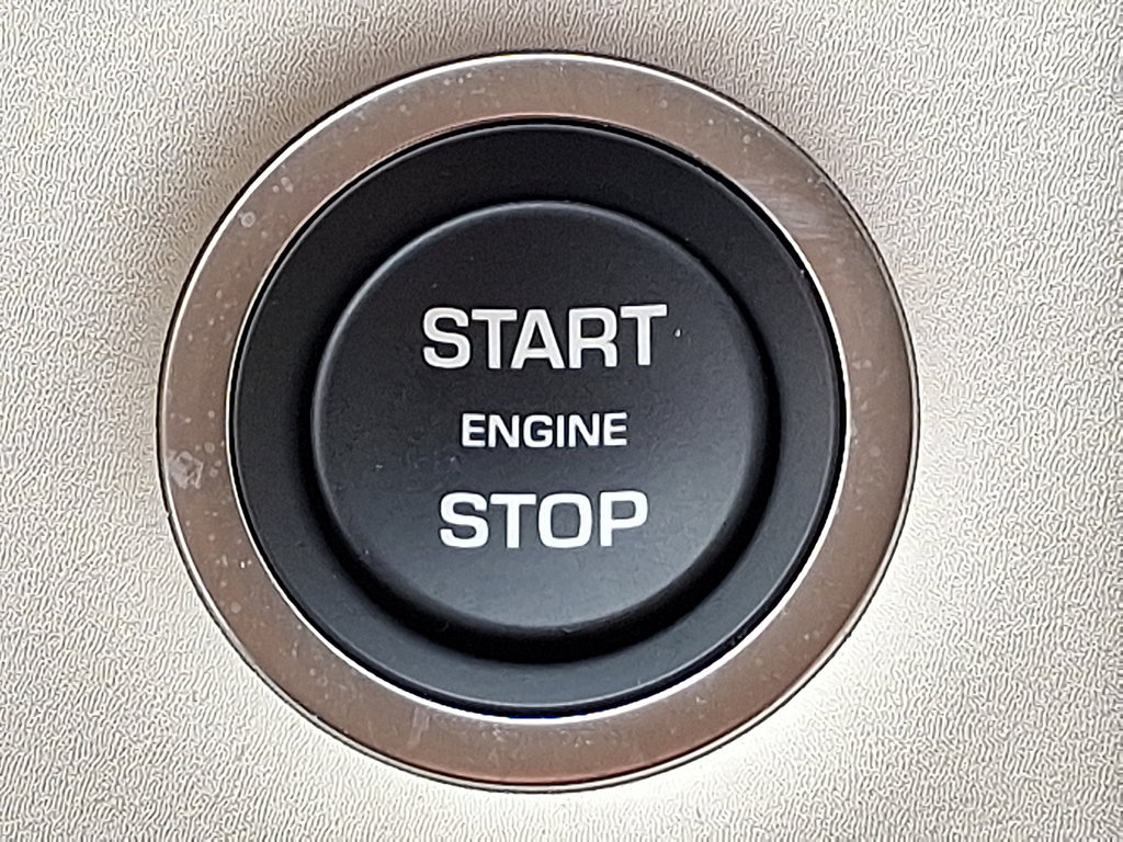 Certified 2026 Land Rover Discovery S AWD/4WD image 19