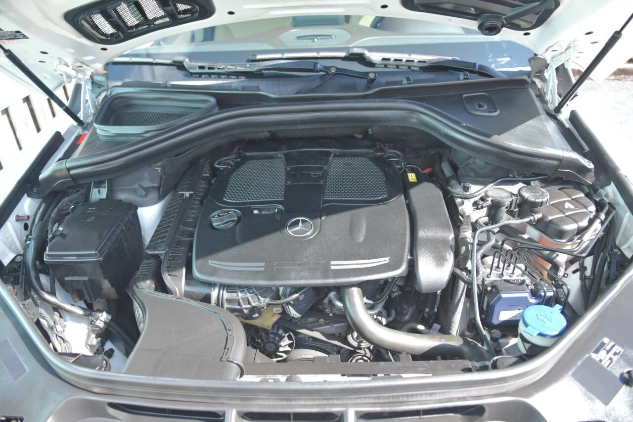 Used 2017 Mercedes-Benz GLE 350 w/ Premium 1 Package image 21