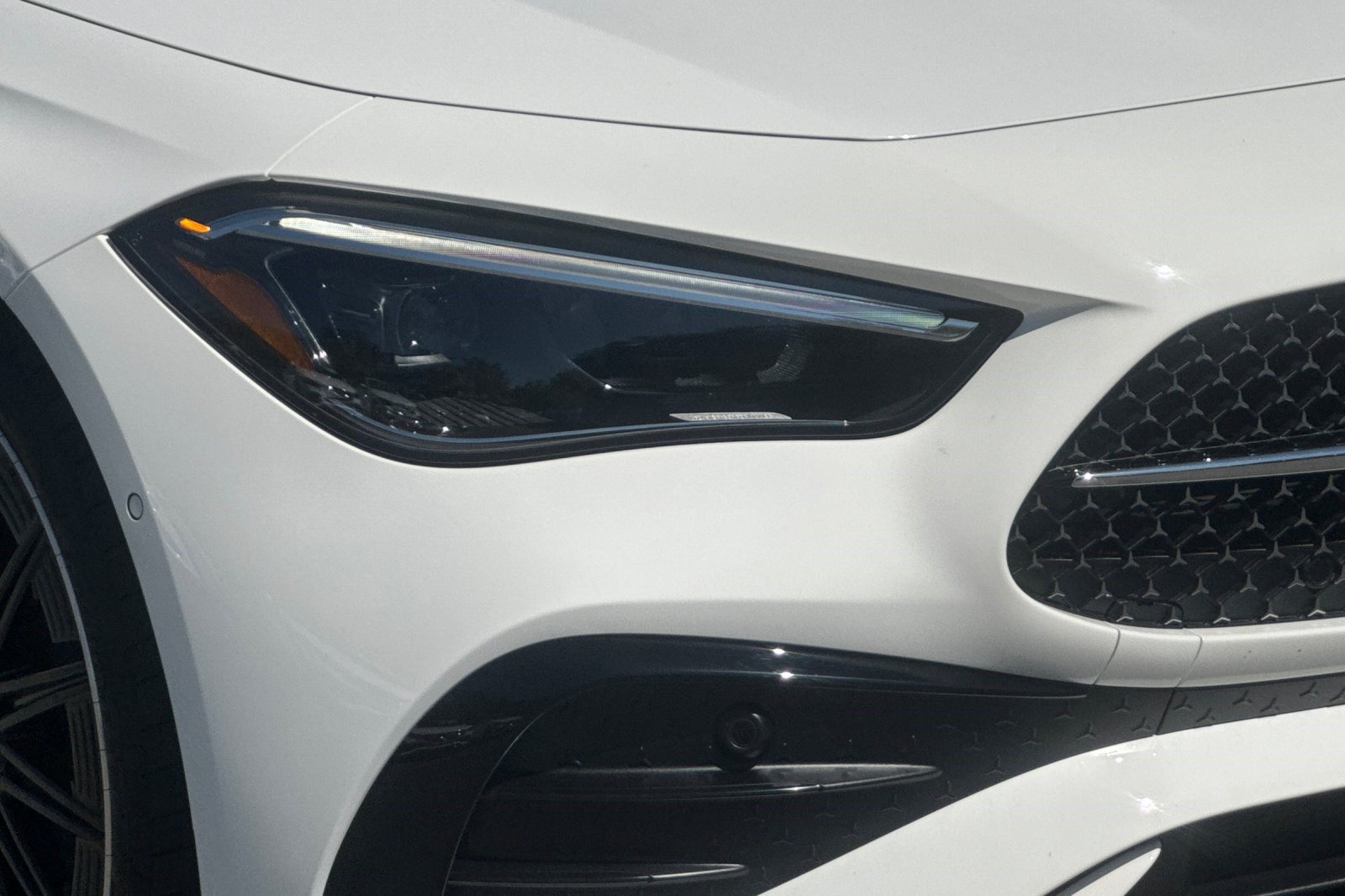 New 2027 Mercedes-Benz CLE 300 4MATIC Coupe image 12
