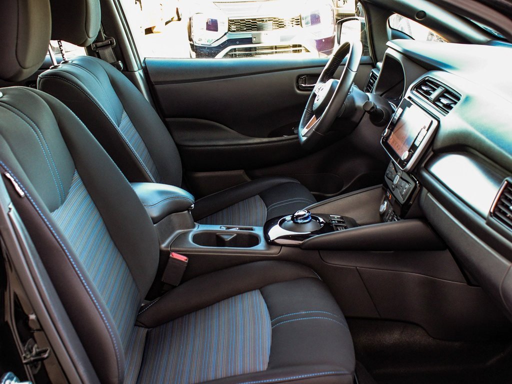 Used 2023 Nissan Leaf SV Plus image 42