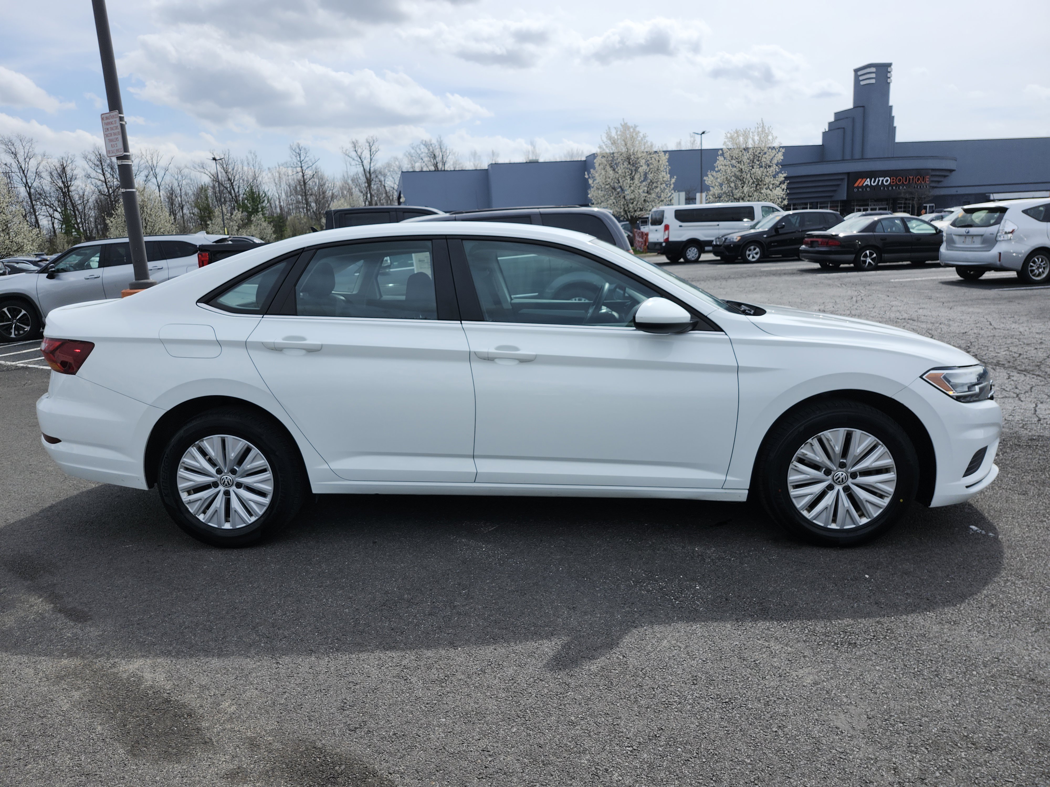 Used 2019 Volkswagen Jetta S w/ Driver Assistance Package image 16