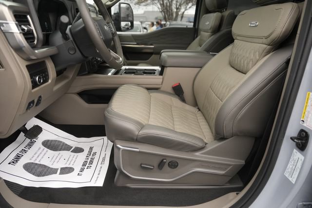 Used 2026 Ford F450 Platinum w/ Platinum Plus Package image 9