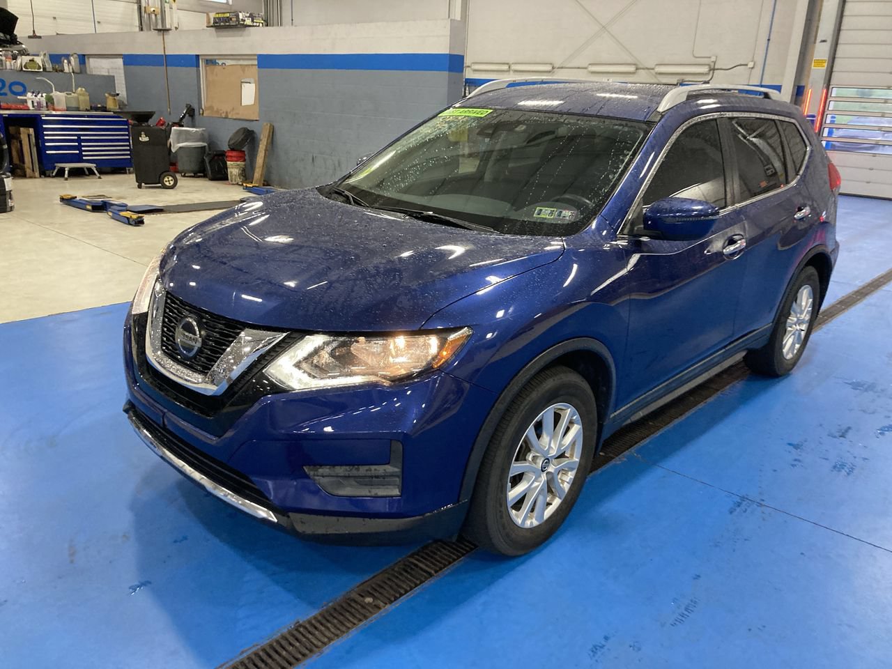 Used 2019 Nissan Rogue S w/ Special Edition Package FWD video 3