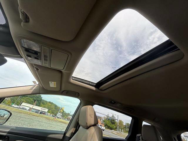 Used 2018 Honda Odyssey EX-L image 17