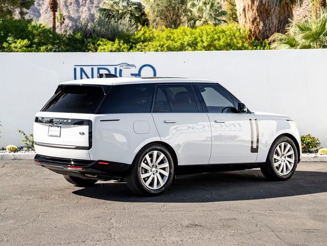 Used 2023 Land Rover Range Rover SE image 6