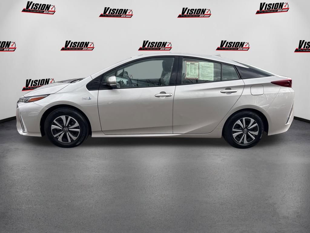 Used 2017 Toyota Prius Prime Plus FWD image 8