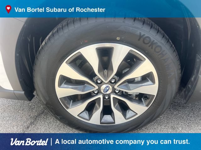 Used 2025 Subaru Outback Touring AWD/4WD image 9