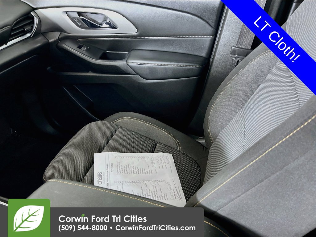 Used 2021 Chevrolet Traverse LT FWD image 28