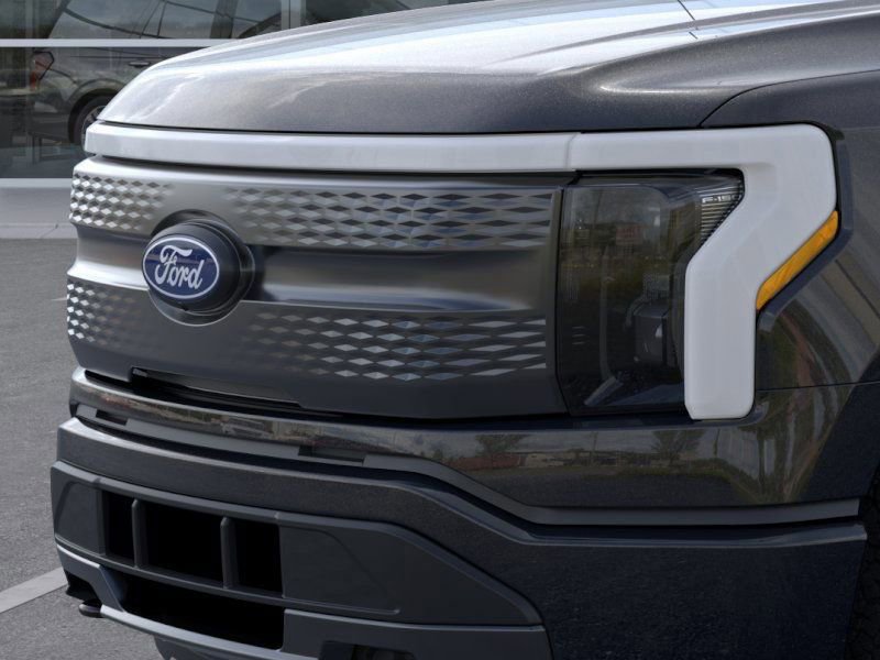 New 2025 Ford F150 Lightning XLT image 17