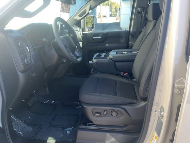 New 2026 Chevrolet Silverado 2500 Custom w/ Custom Value Package image 20