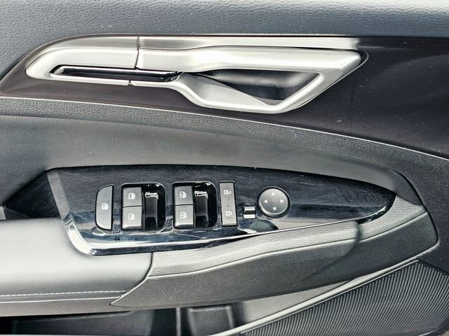 Used 2023 Kia Sportage EX image 22