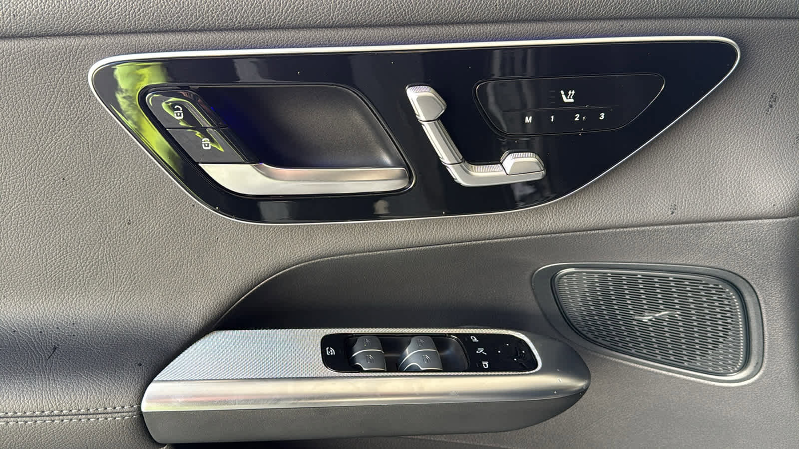 Certified 2026 Mercedes-Benz GLC 300 4MATIC image 17