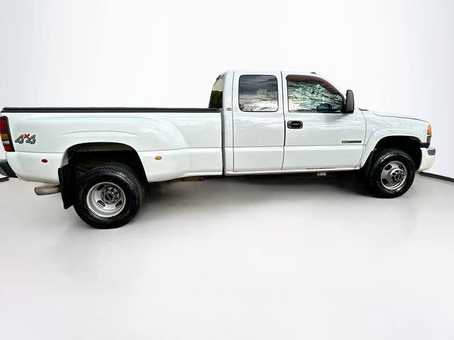 Used 2006 GMC Sierra 3500 SLE w/ Snow Plow Prep Package image 9