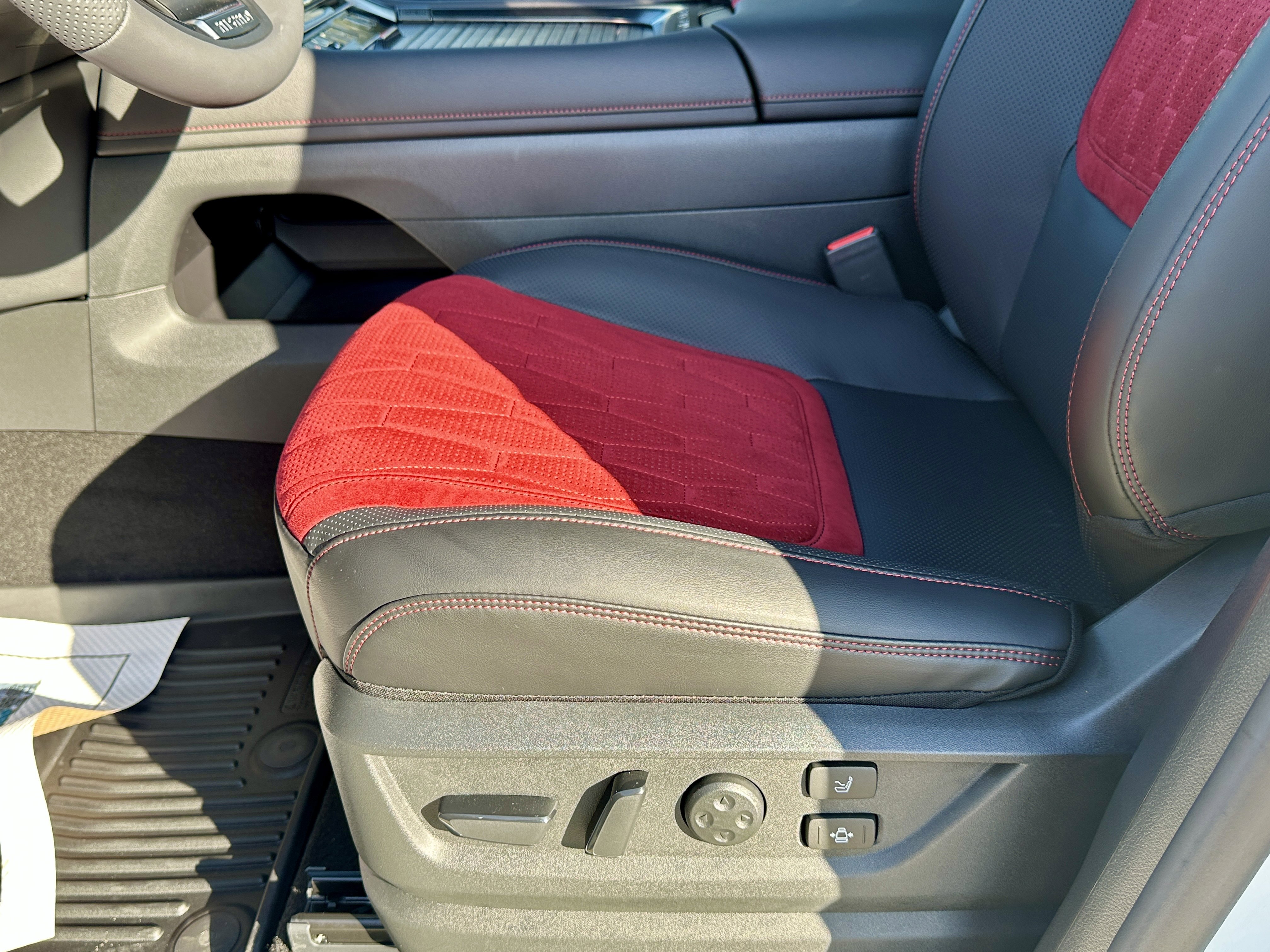 New 2026 Nissan Armada NISMO image 28