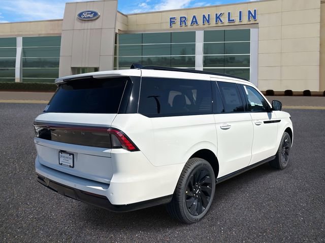 New 2026 Lincoln Navigator L Reserve w/ Jet Appearance Package AWD/4WD image 7