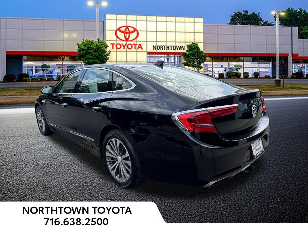 Used 2019 Buick LaCrosse Essence w/ Sun and Shade Package AWD/4WD image 4