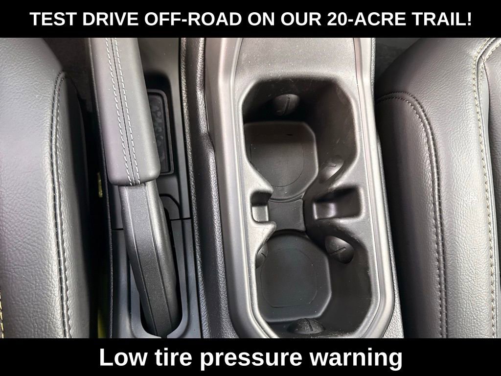 New 2026 Jeep Gladiator Sahara image 15