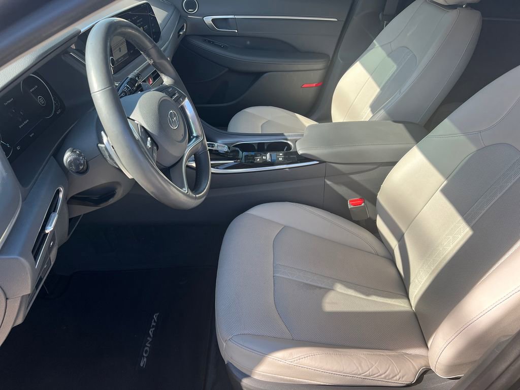 Used 2021 Hyundai Sonata Limited FWD image 17