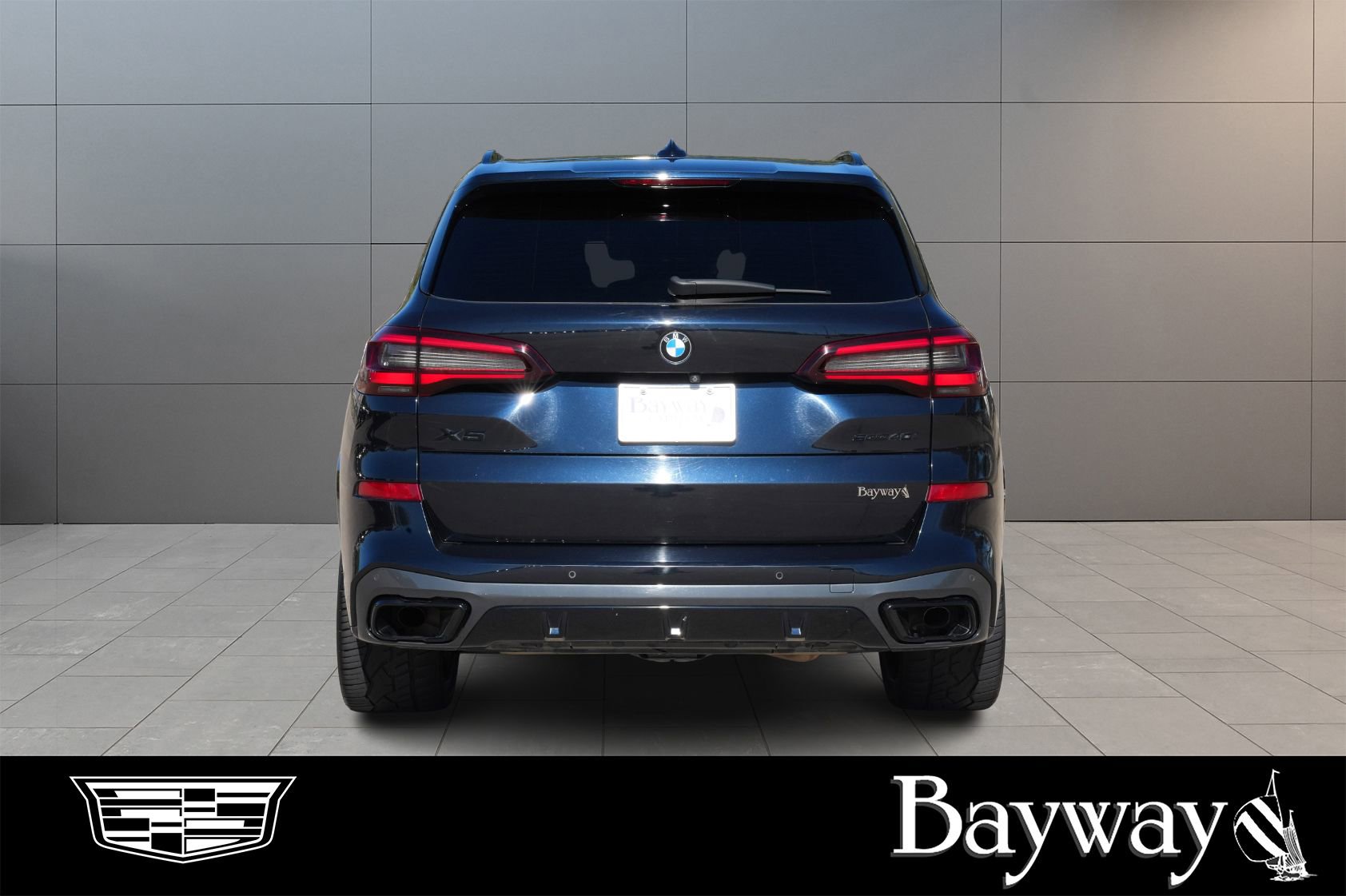Used 2022 BMW X5 sDrive40i w/ M Sport Package RWD image 6