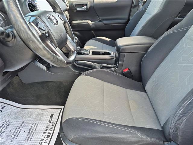Used 2022 Toyota Tacoma TRD Sport w/ Technology Package RWD image 15