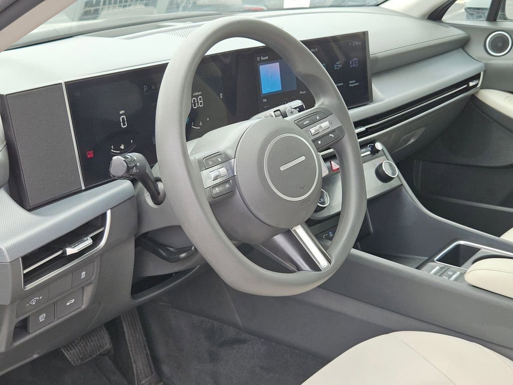 Used 2025 Hyundai Sonata SEL FWD image 13