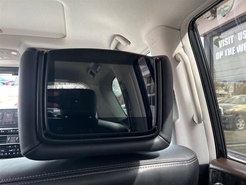 Used 2021 Nissan Armada Platinum w/ Captain's Chairs Package image 25