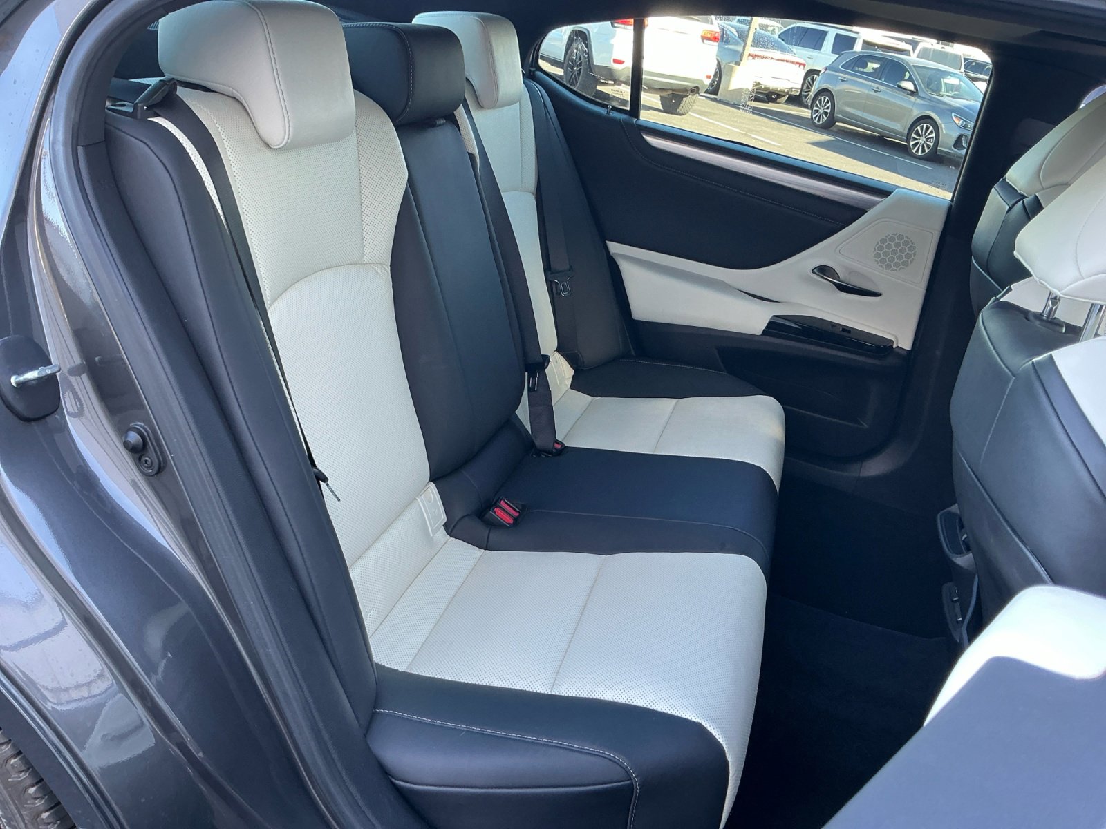 Used 2023 Lexus ES 350 F Sport image 17