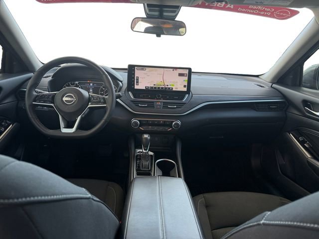 Used 2023 Nissan Altima 2.5 SV w/ SV Premium Package AWD/4WD image 6