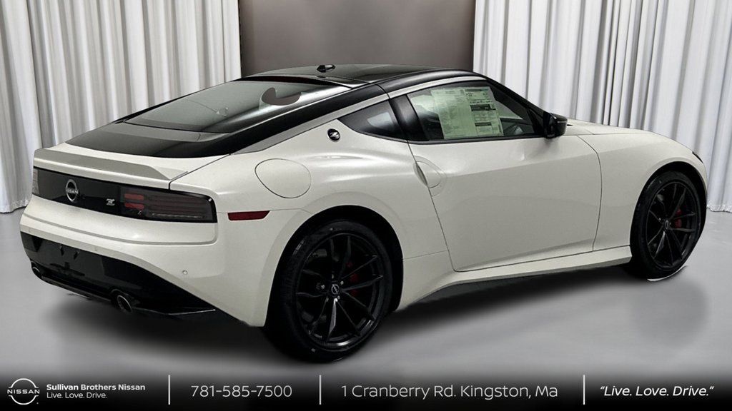 New 2025 Nissan Z Performance w/ Floor Mat Package image 4
