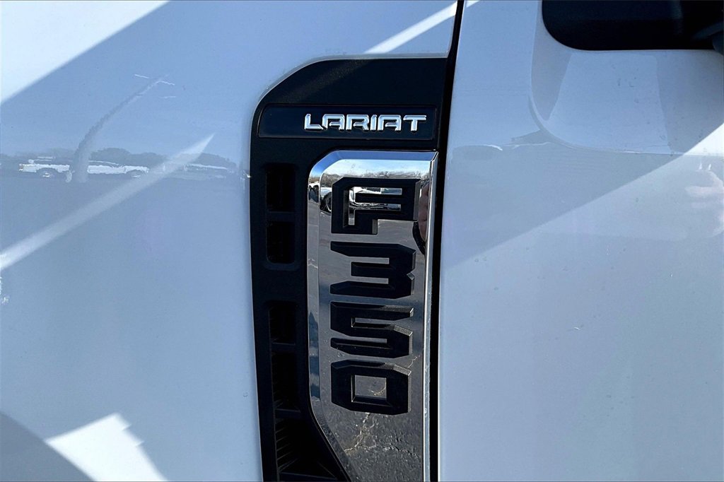 New 2026 Ford F350 Lariat image 9