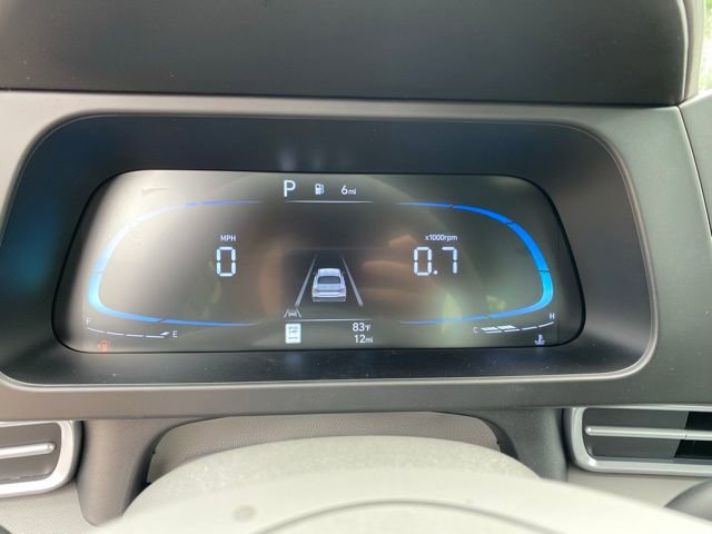 Certified 2025 Hyundai Elantra SEL image 13