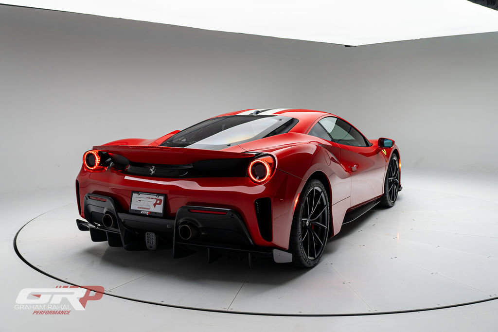Used 2019 Ferrari 488 Pista Coupe RWD image 3