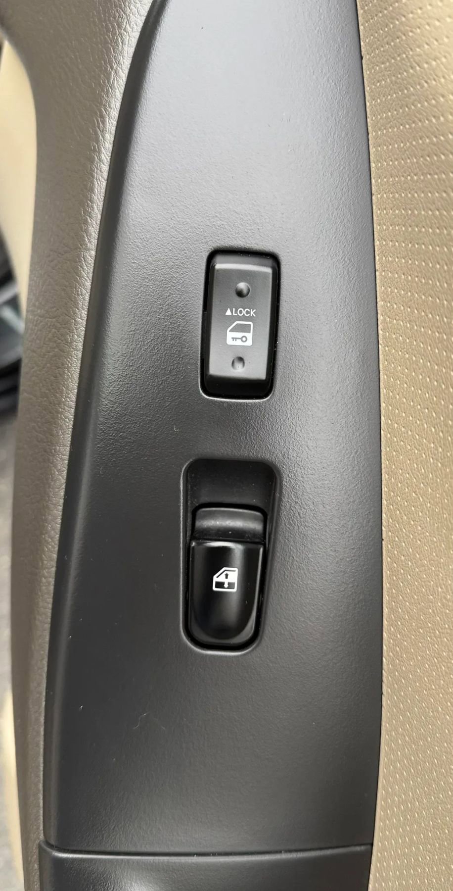 Used 2008 Hyundai Elantra GLS FWD image 29