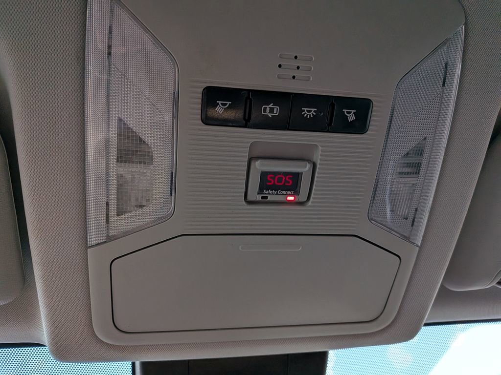 Used 2019 Toyota RAV4 LE w/ All Weather Liner Package image 22