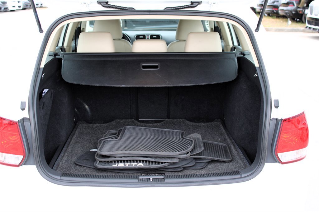 Used 2013 Volkswagen Jetta TDI image 29