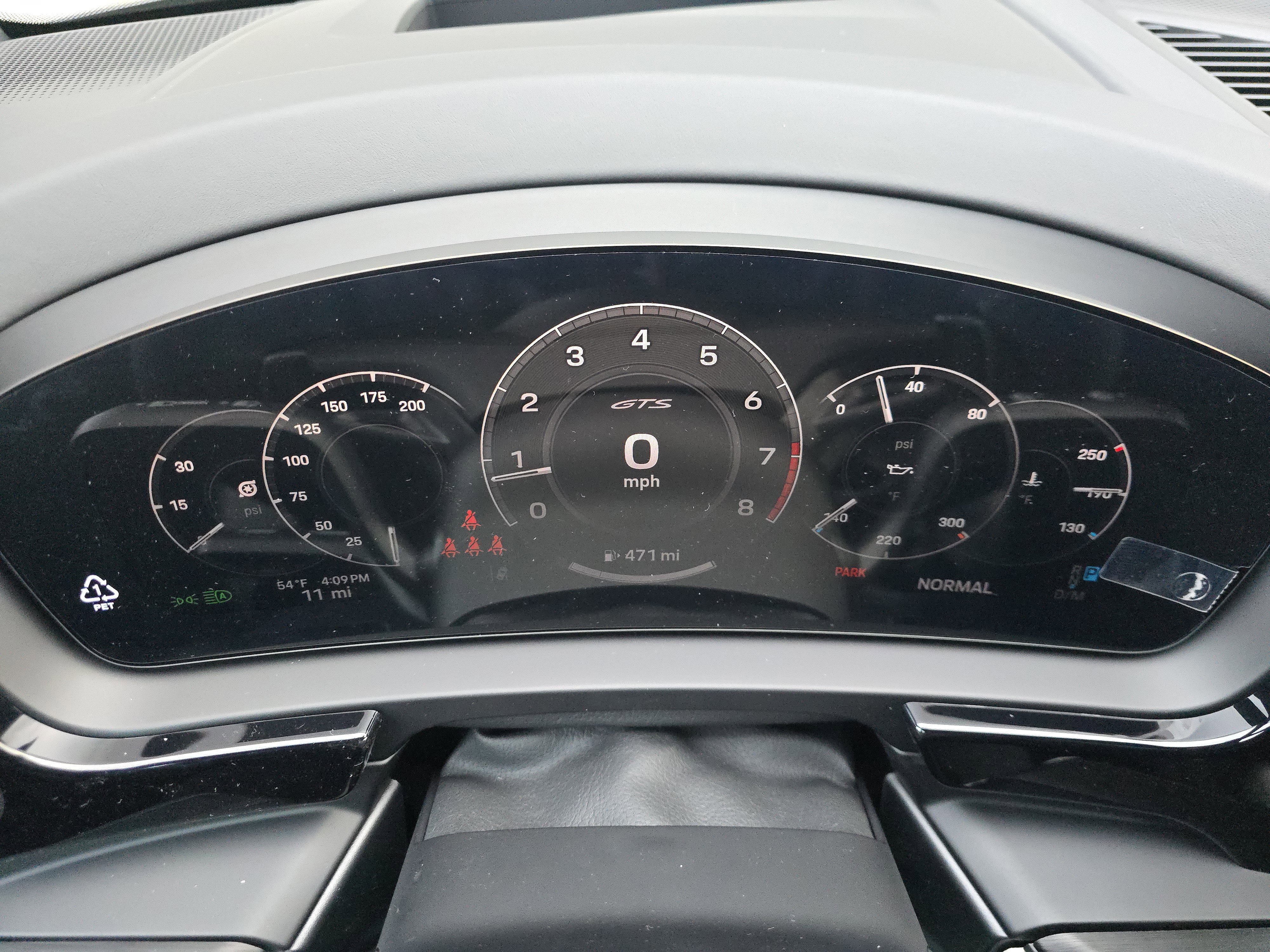 New 2026 Porsche Cayenne GTS image 19