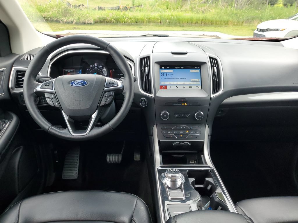 Used 2019 Ford Edge SEL w/ Equipment Group 201A AWD/4WD image 14
