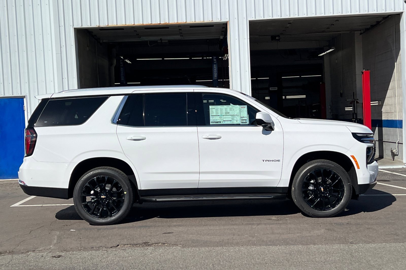New 2026 Chevrolet Tahoe LT image 3