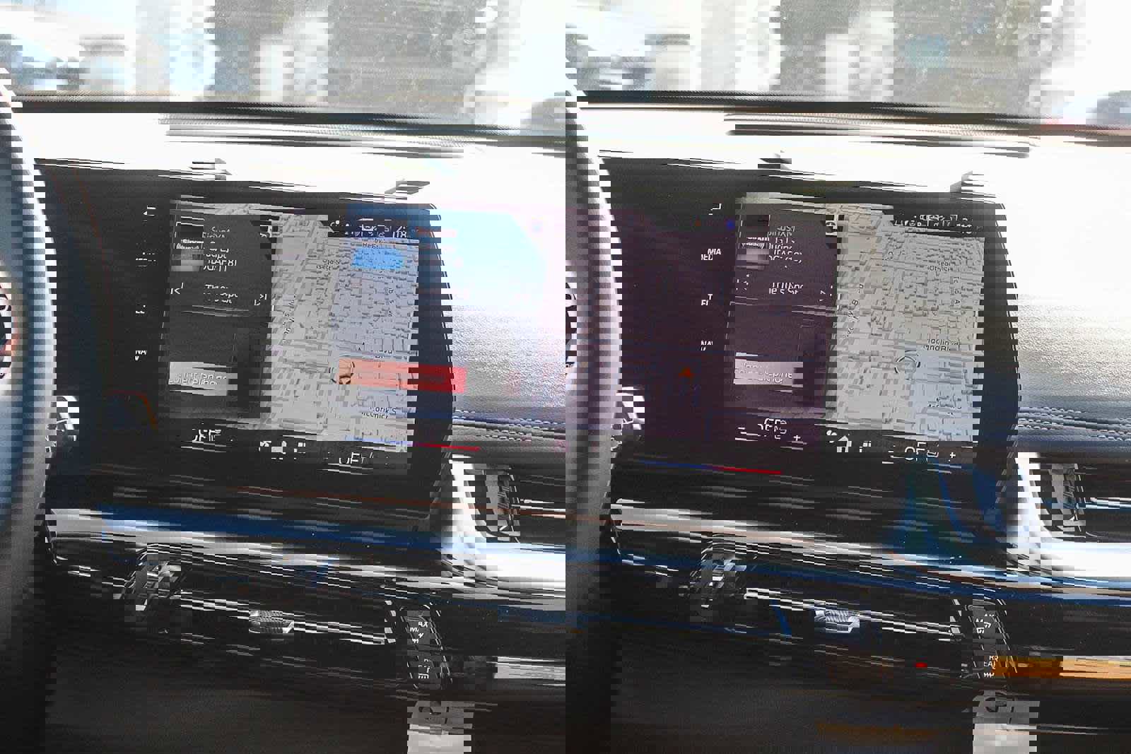 New 2026 BMW X1 xDrive28i w/ Convenience Package image 14