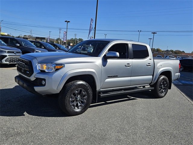 Used 2023 Toyota Tacoma SR5 image 3