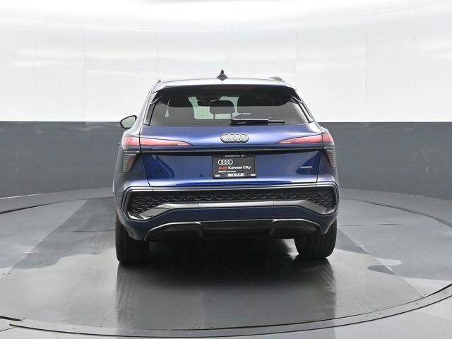 New 2026 Audi Q3 quattro 2.0T AWD/4WD image 6