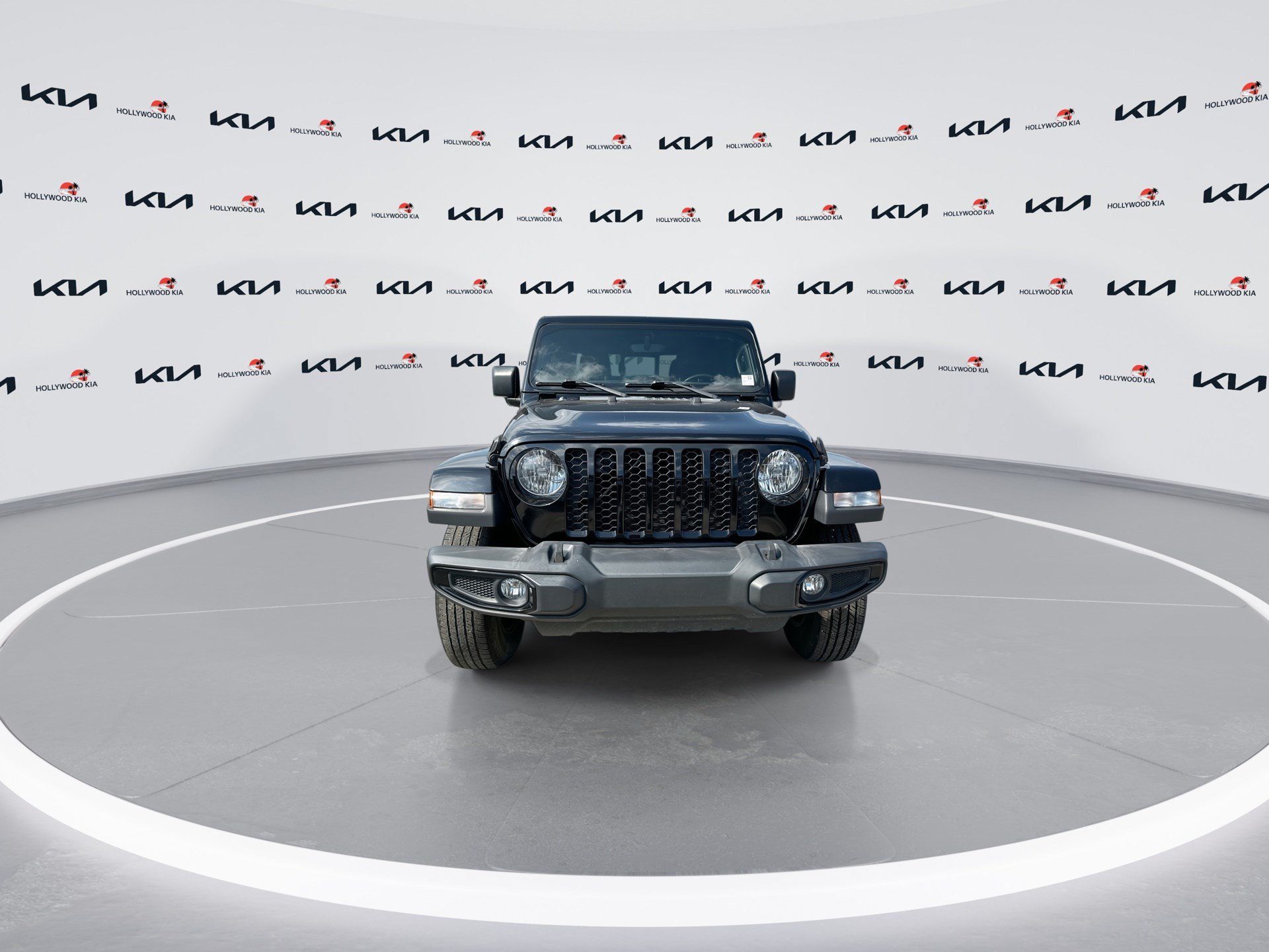 Used 2022 Jeep Gladiator Sport AWD/4WD image 3
