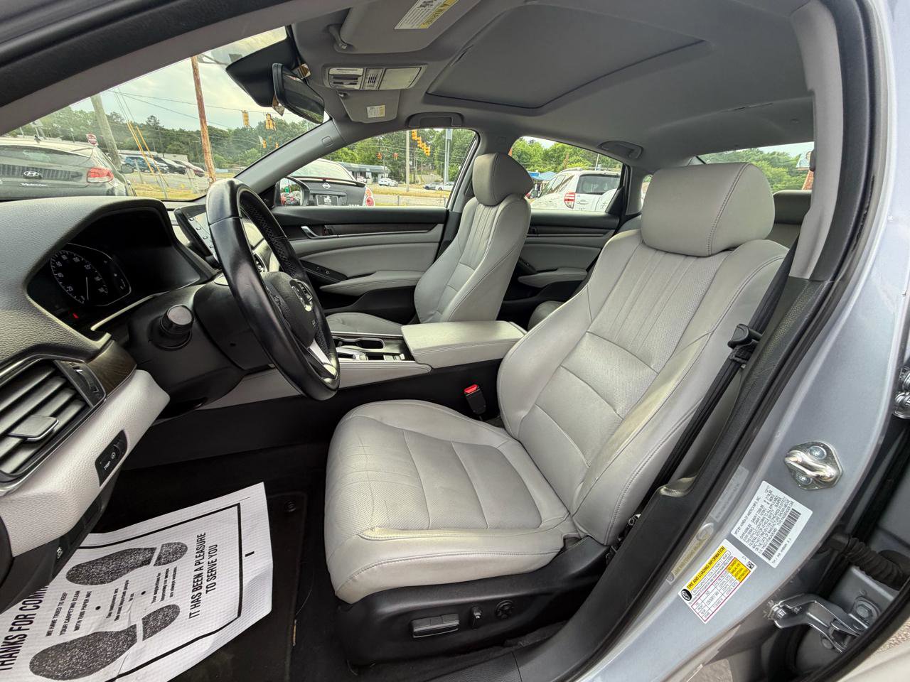 Used 2018 Honda Accord EX-L image 24