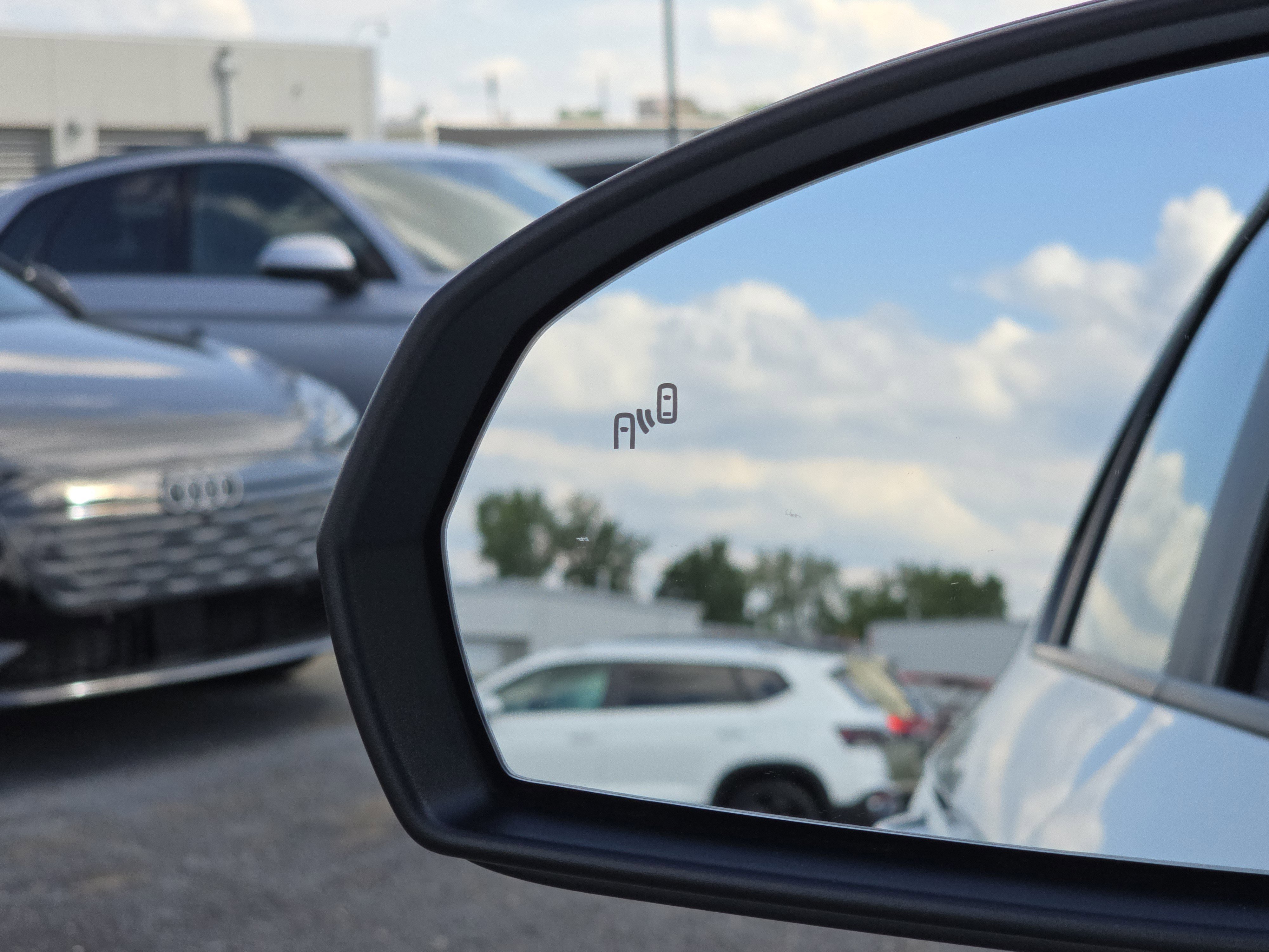 New 2025 Volkswagen Taos S image 17