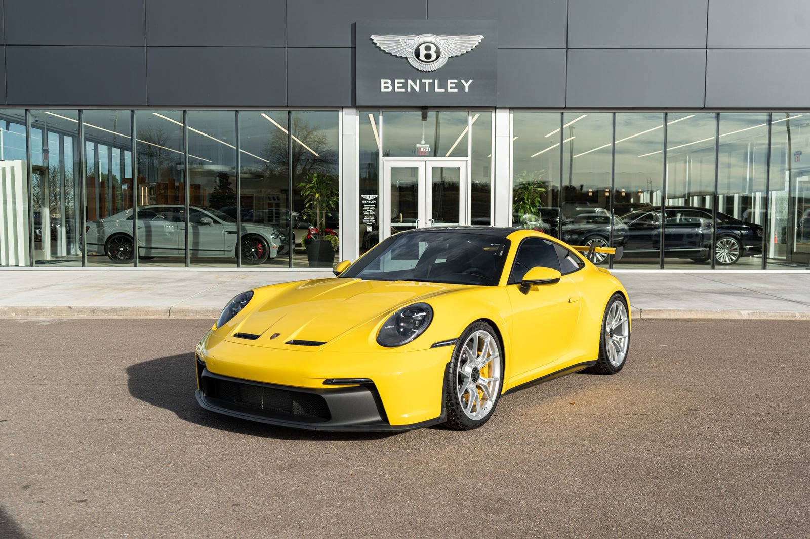 Used 2022 Porsche 911 GT3 RWD image 1