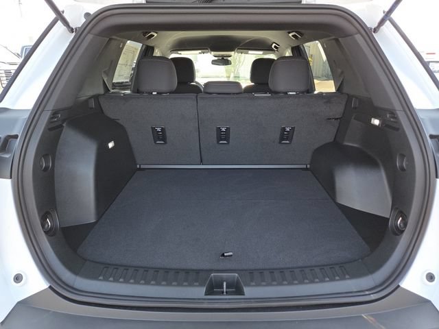 New 2027 Chevrolet Equinox LT FWD image 17
