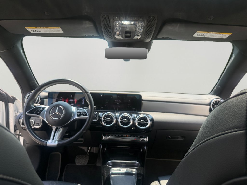 Used 2025 Mercedes-Benz CLA 250 4MATIC image 10
