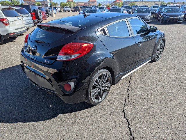 Used 2016 Hyundai Veloster Turbo FWD image 5